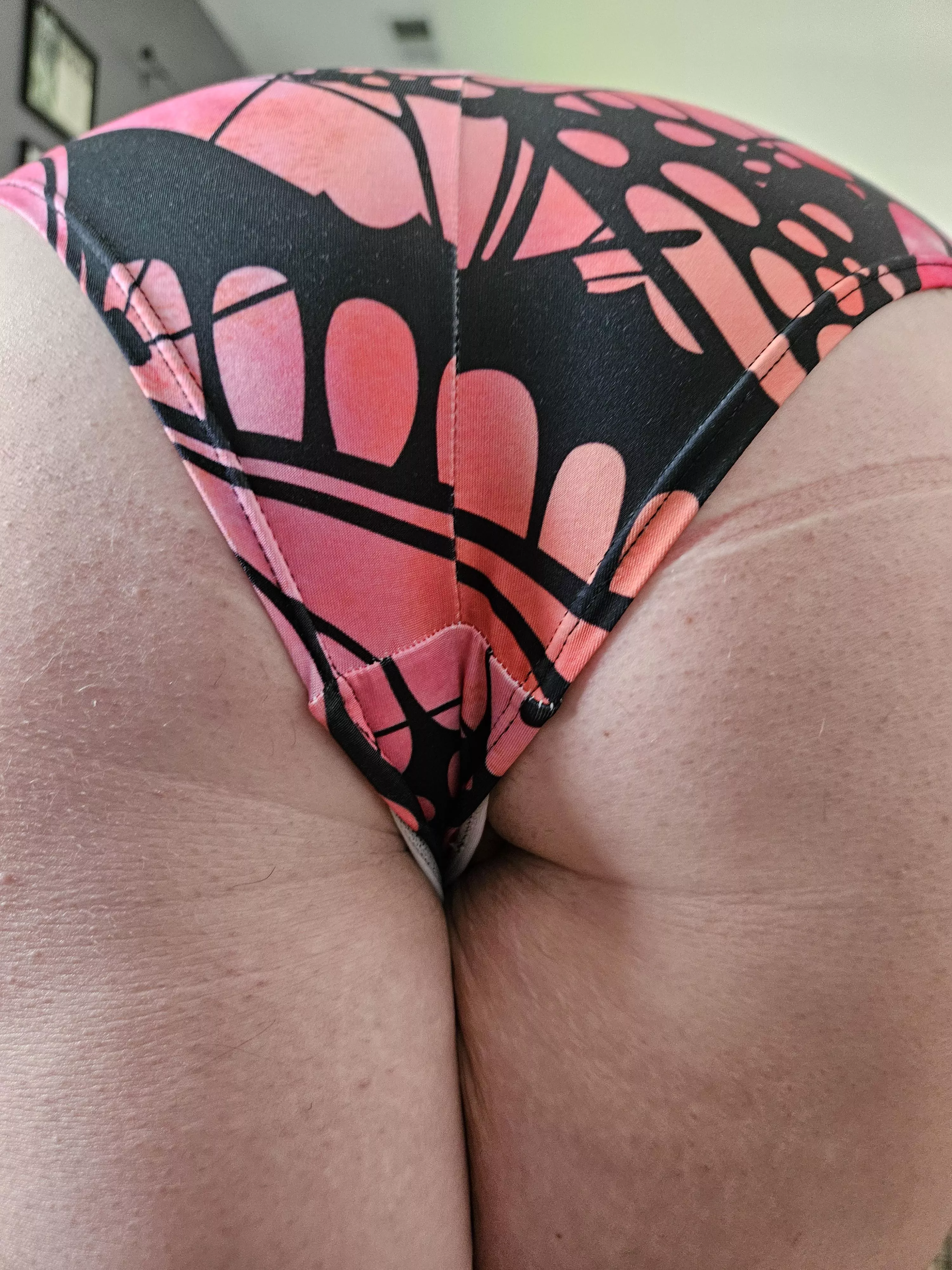 Friday fun sale! Buy 2 pairs and get a free mystery one included! [Selling] [usa]