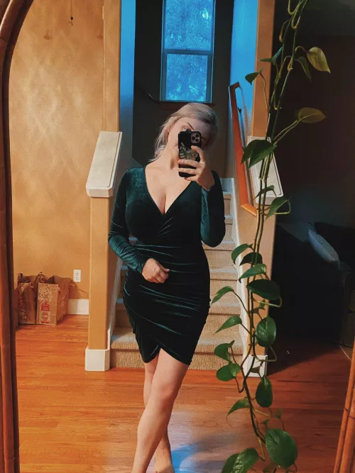 Huge tits in a tight dress