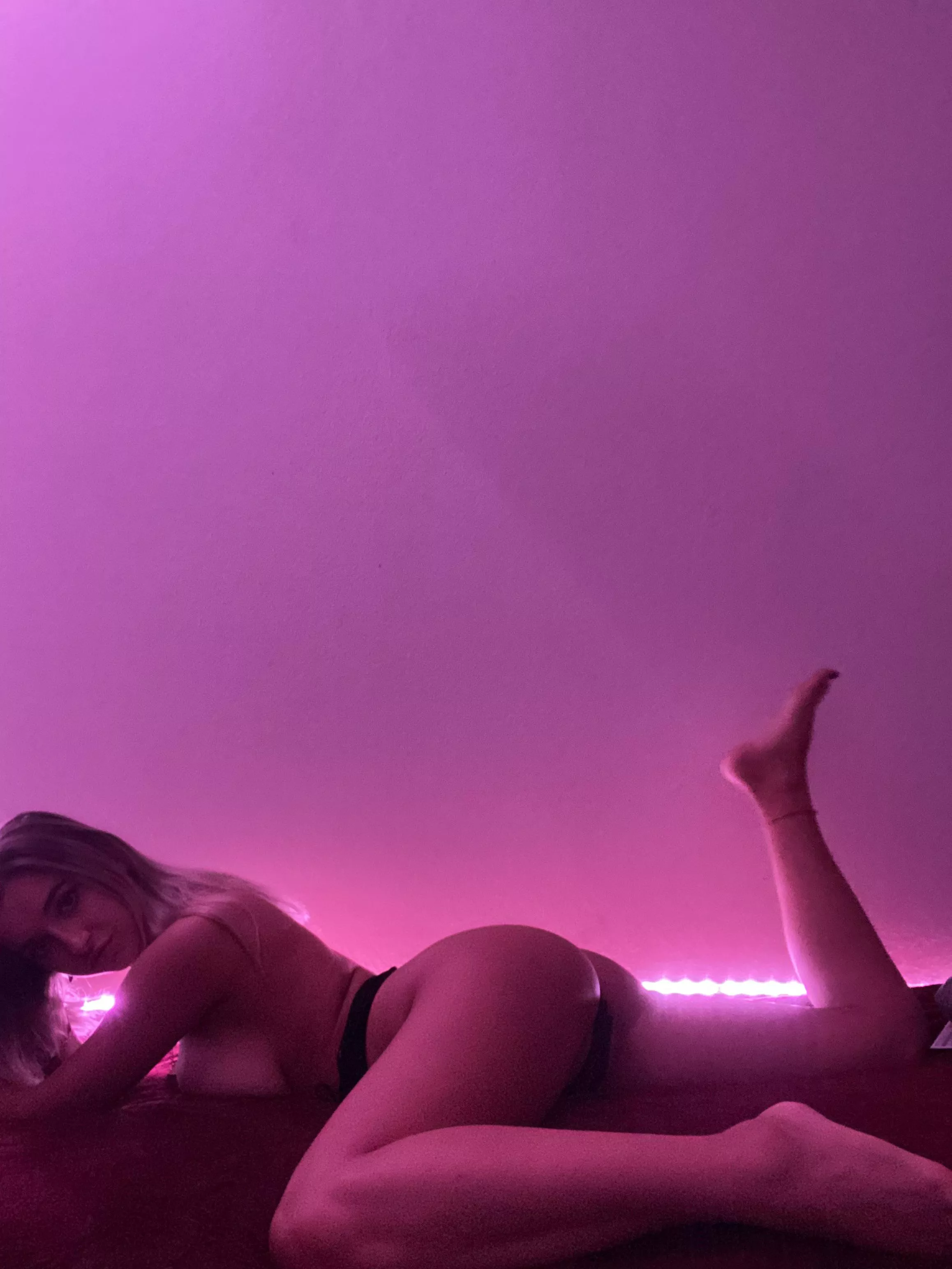 I’m ready for your big hard cock 🤤