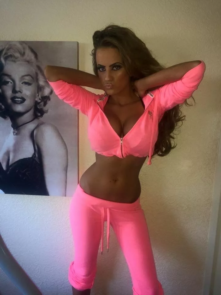 Would love to whip those puppies out!