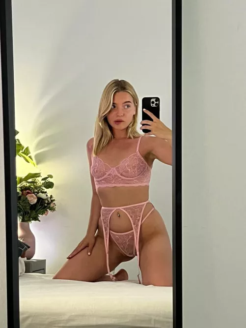 Can I get a sweet kiss from you?