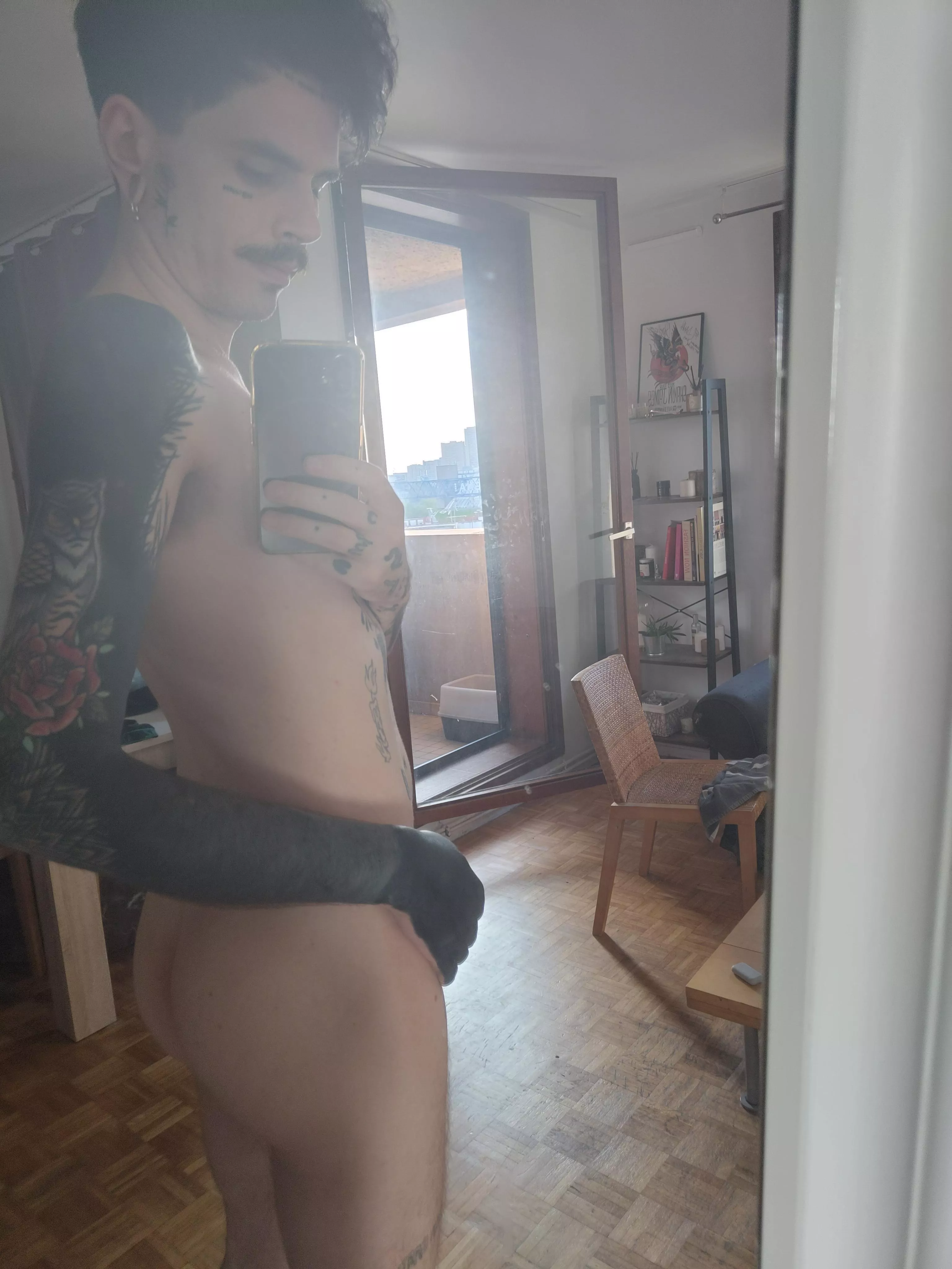 I was told I have a decent butt. What do you think ?