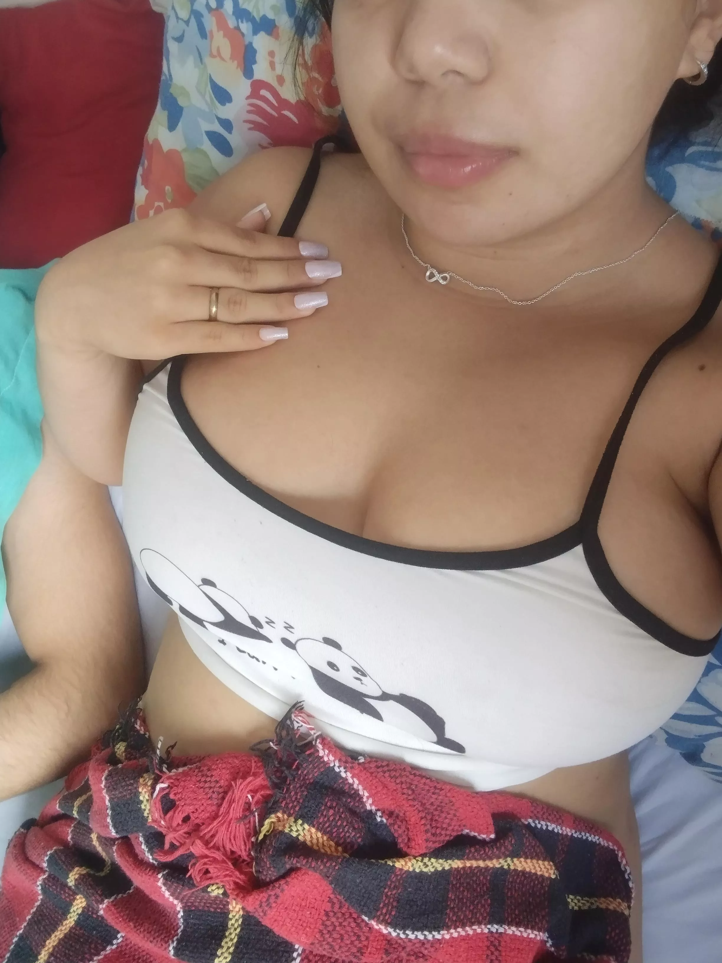 I woke up, but the desire to lie down is huge