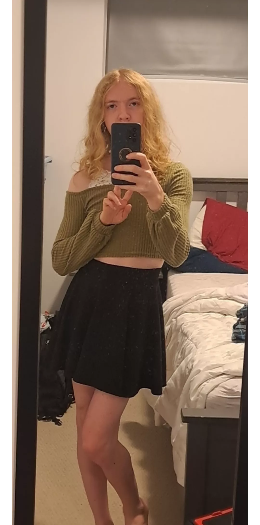 Say hi if you think I'm cute