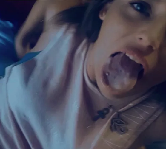 Selfie before I swallow