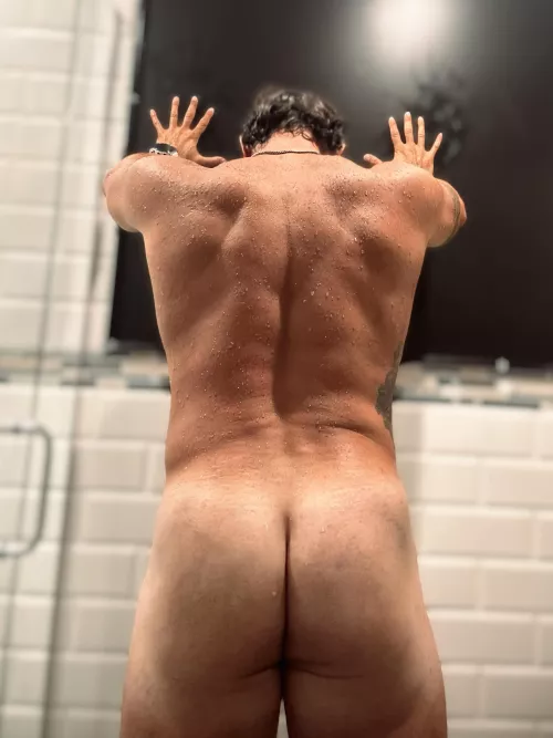 Want to shower w me?