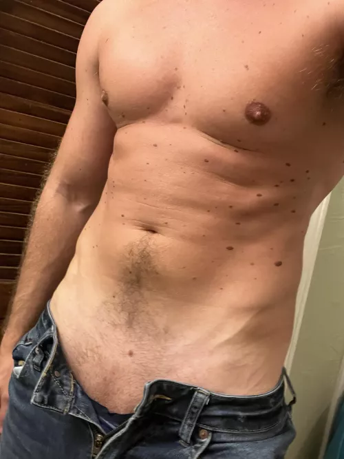 Would you bottom for an average guy like me?
