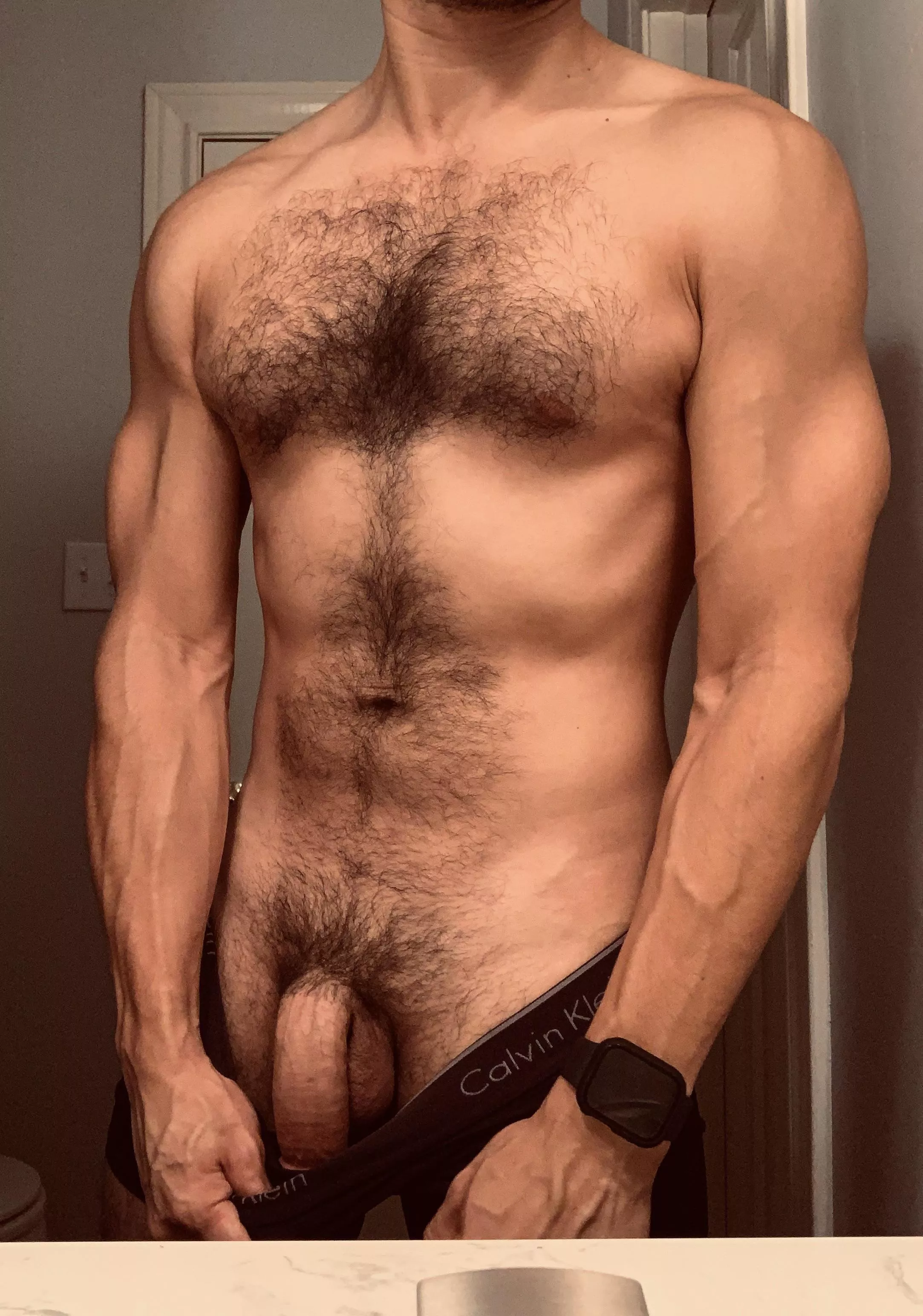 [36] Shout out to the sexy MILF at the school drop off line