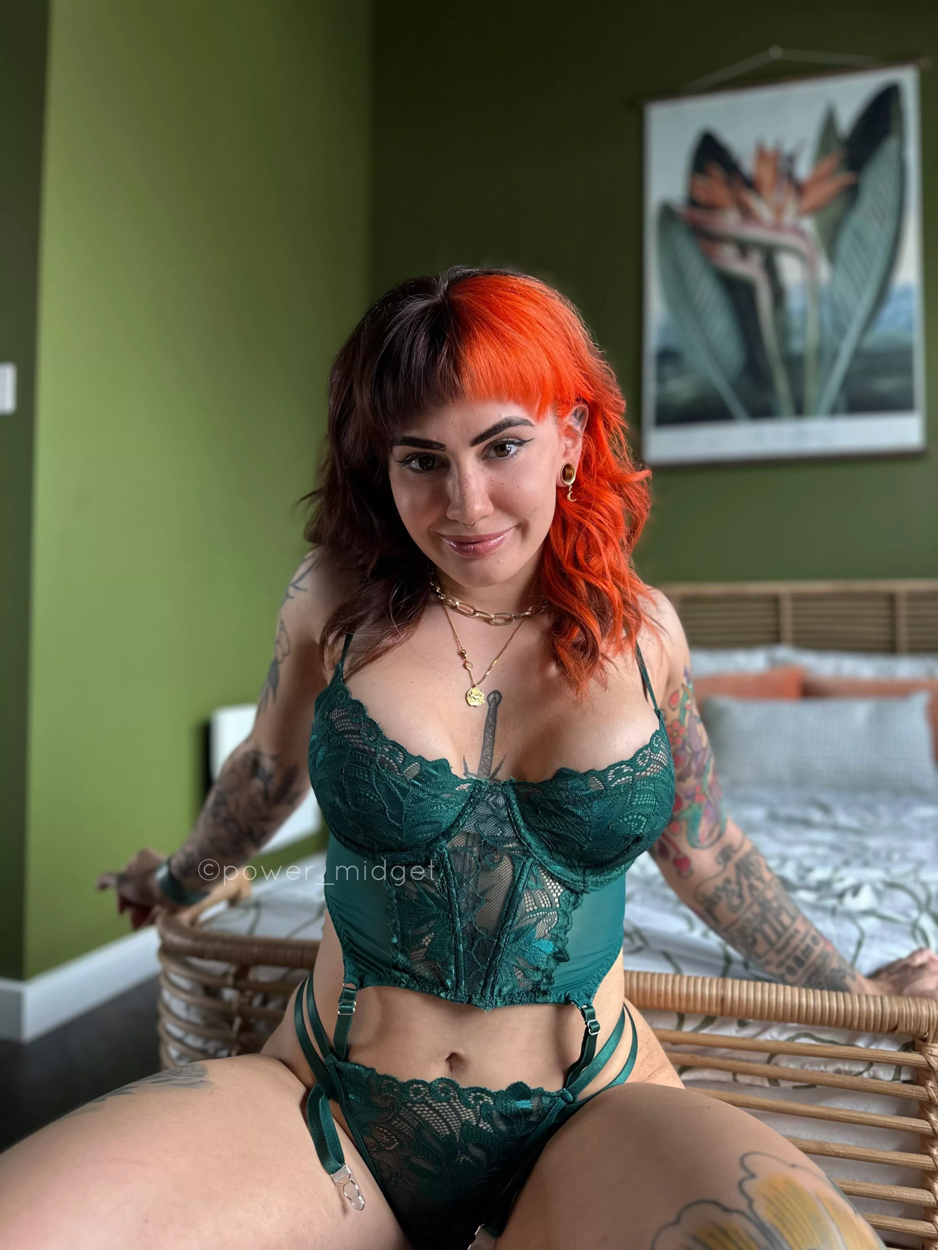 4ft 8” little cutie 🥰