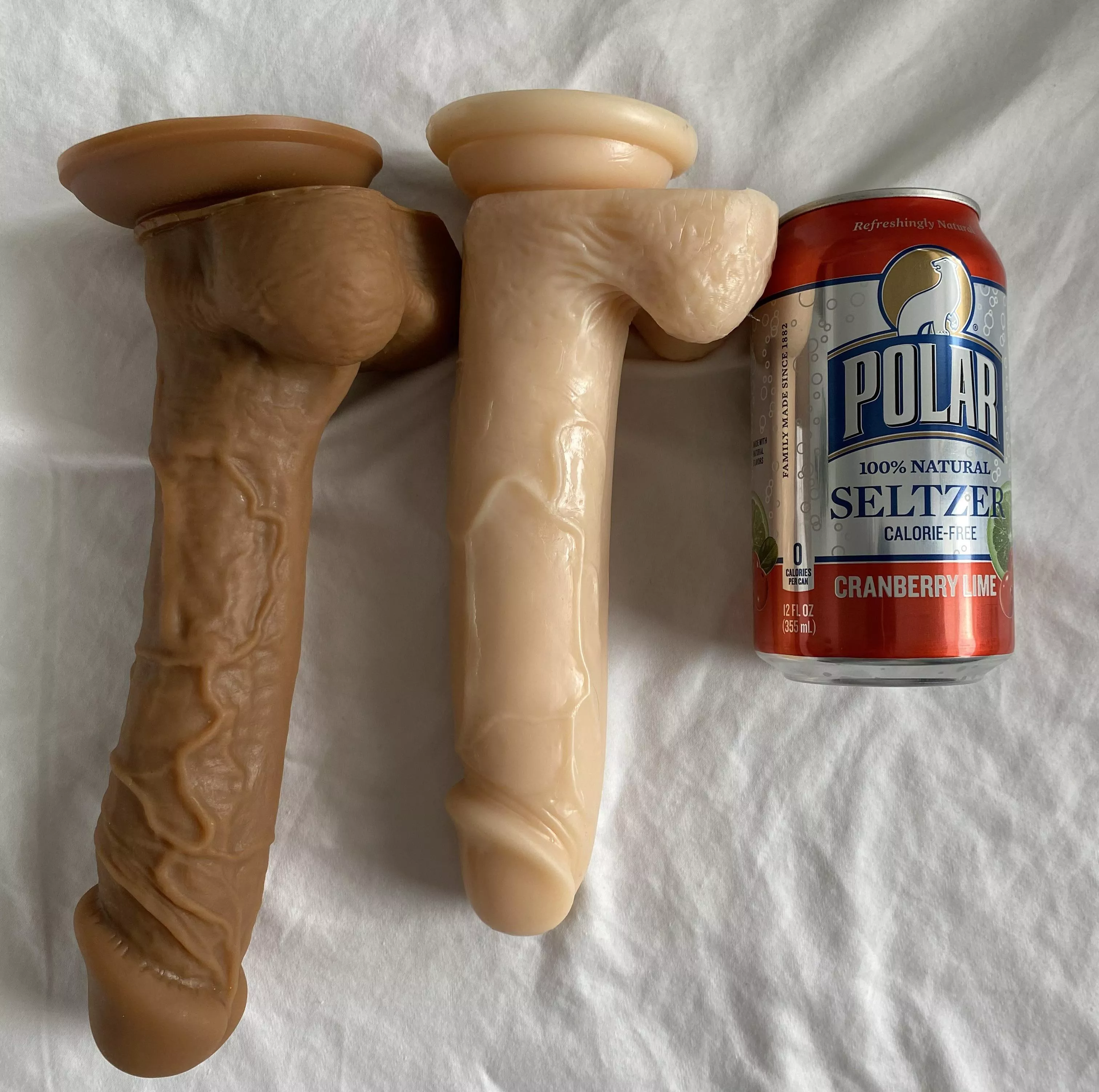 Bought myself a bigger dildo today. Up if you want to see it in me. (24)