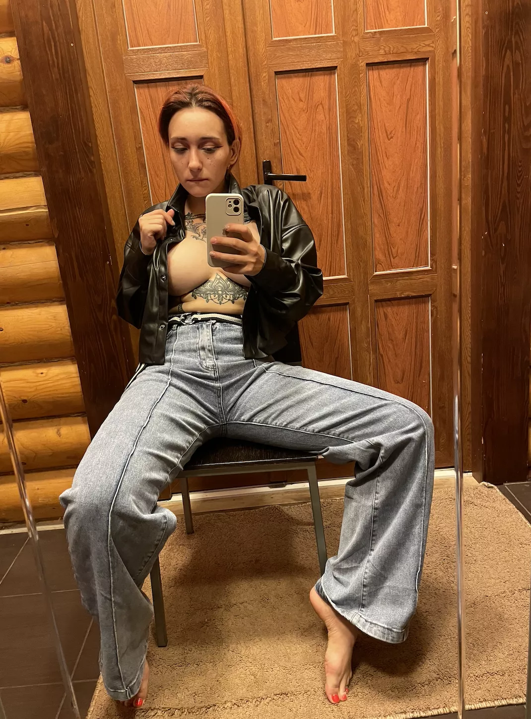 Come over lets play 😏