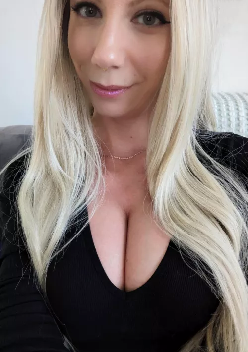 Come see them irl! Im Live rn!