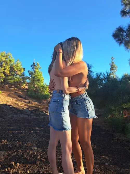 Dis you know that a long hug raises the quality of life?