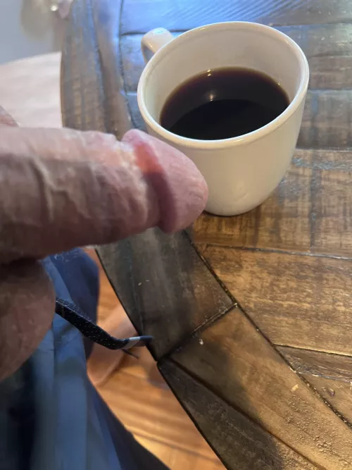 happy monday - dm's open