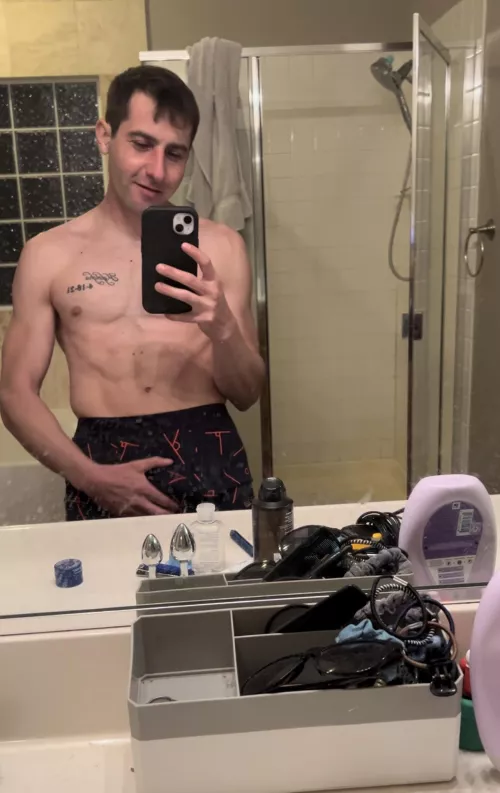 Look closely at the counter 🍑