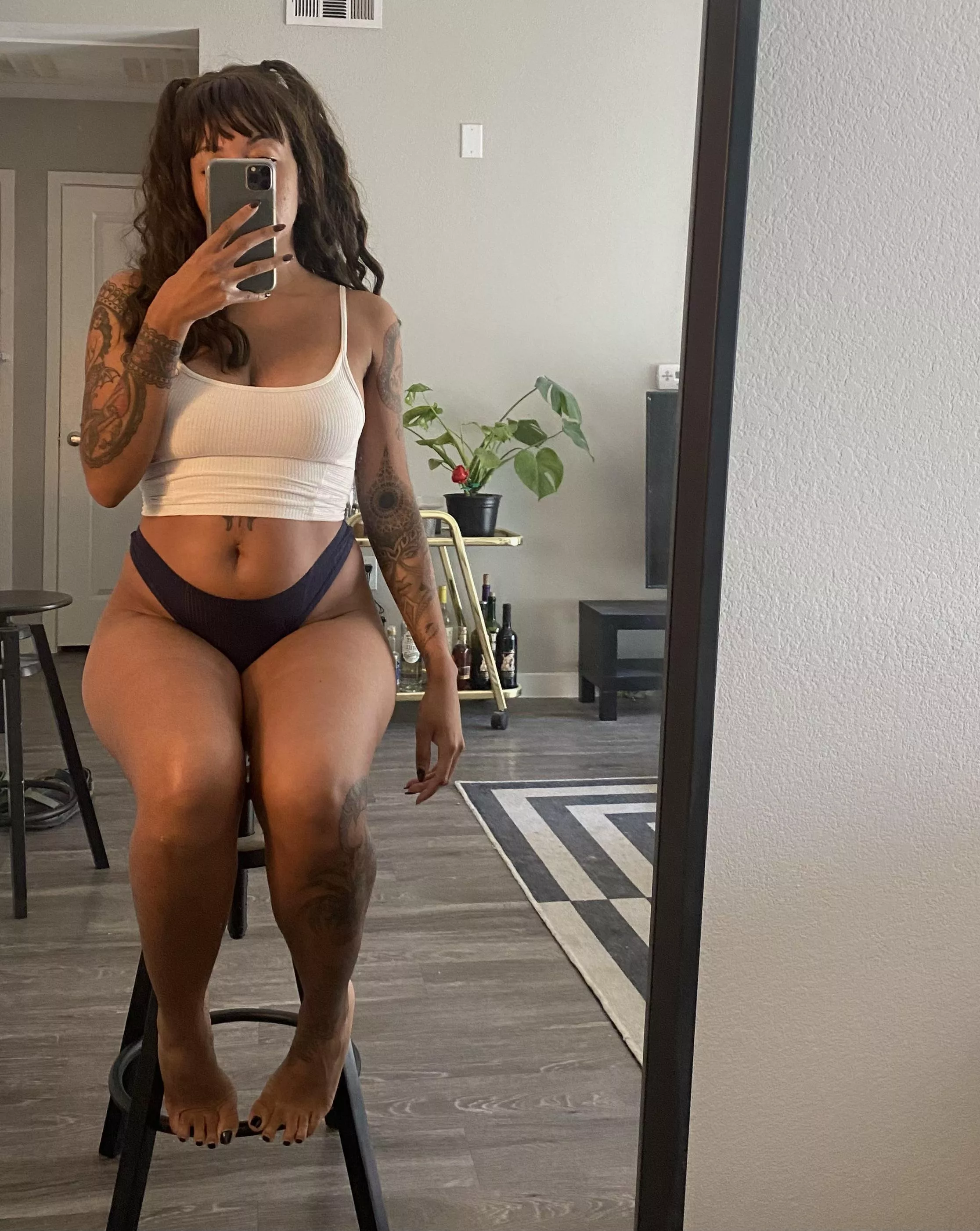 My crop top is a little tight, I’m sorry