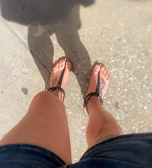 Ooops caught you staring 😝