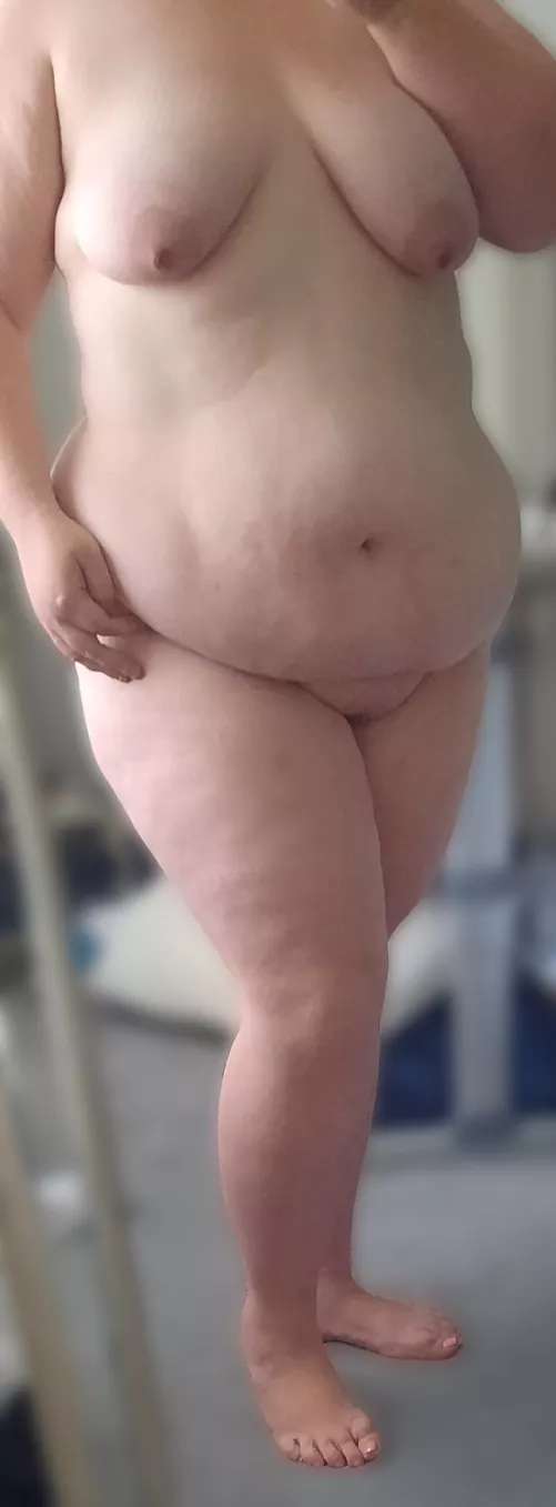 This sub gives me courage to post. I'm not societies ideal, but I'm more than a number on the scales. Hoping others will be encouraged to post too! (38/5'2/99kg)