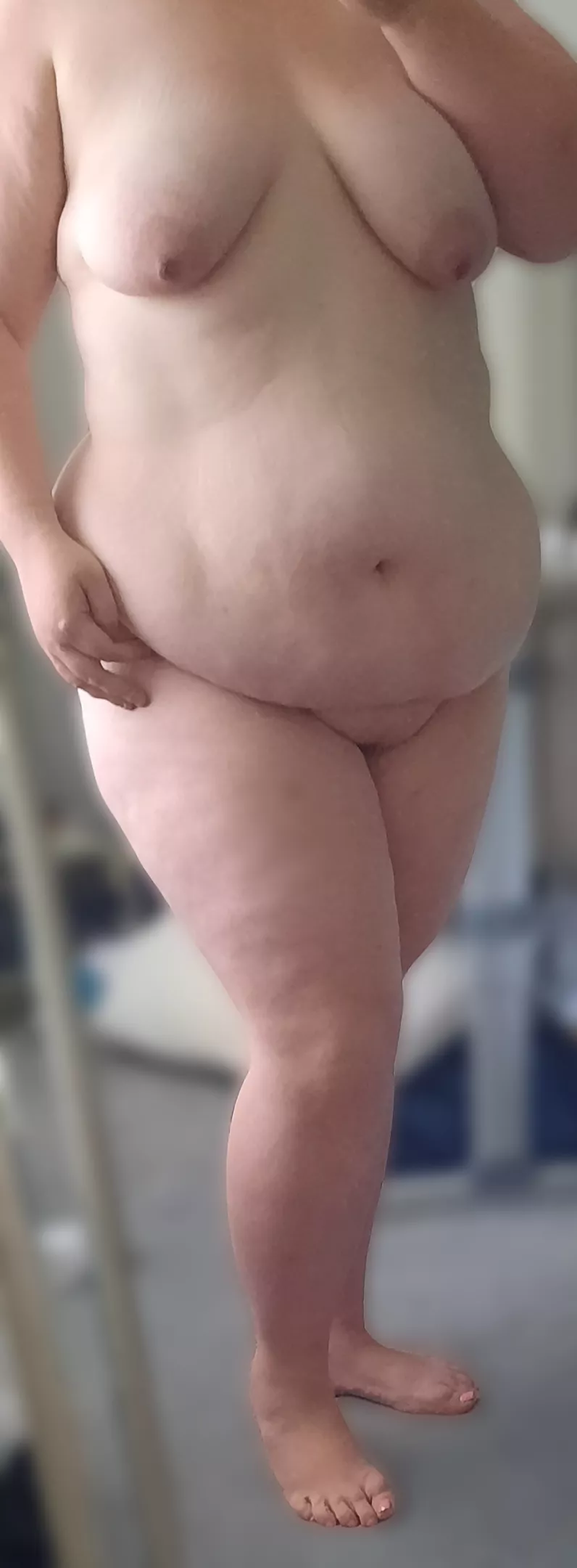 This sub gives me courage to post. I'm not societies ideal, but I'm more than a number on the scales. Hoping others will be encouraged to post too! (38/5'2/99kg)