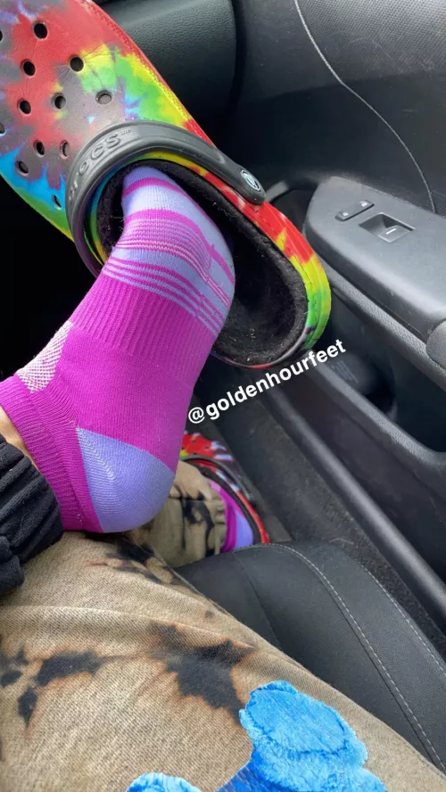 Wanna sniff inside my crocs?💖