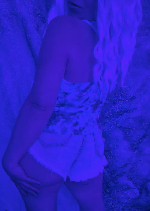 Who thinks my wife is looking absolutely fuckable right now?!