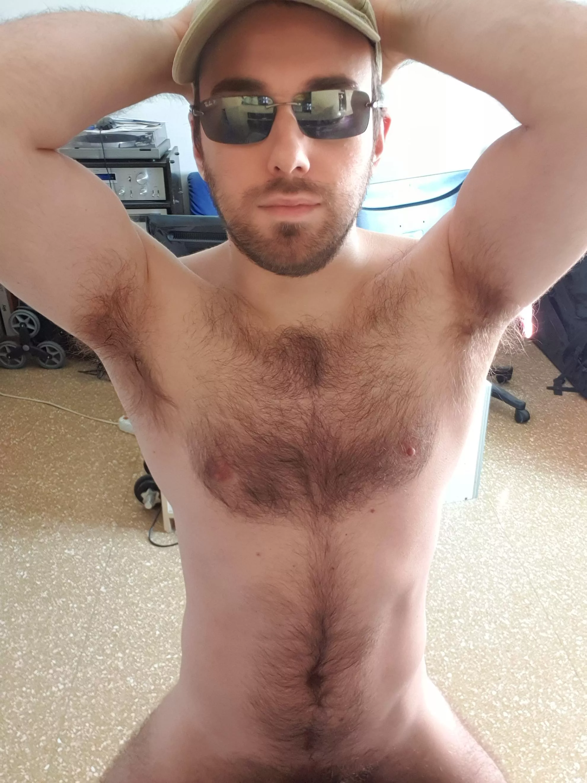 Why i feel my hair is growing 😅