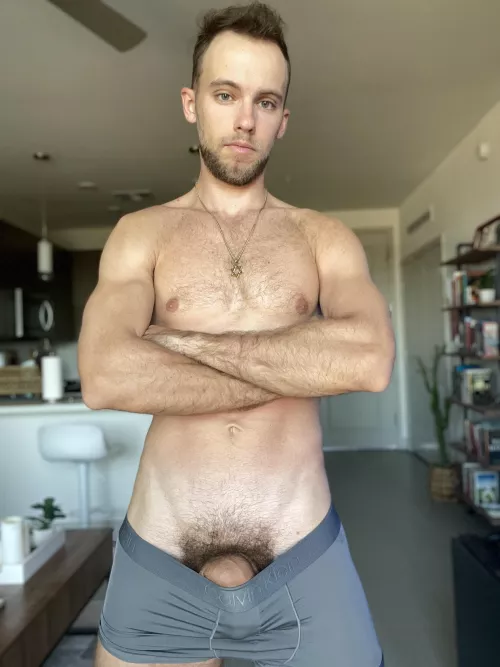 Would you submit to a 6’3 Alpha?