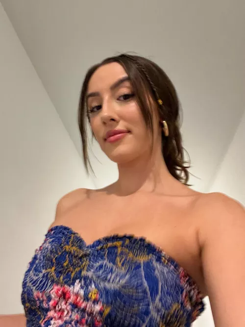 Your favorite college cutie