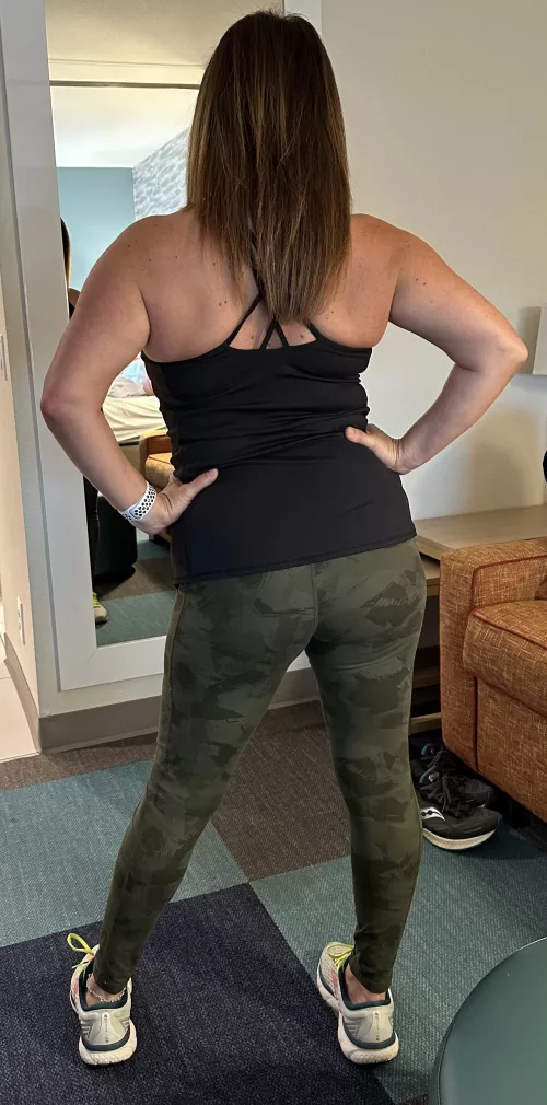 44yo Milf ready to play!