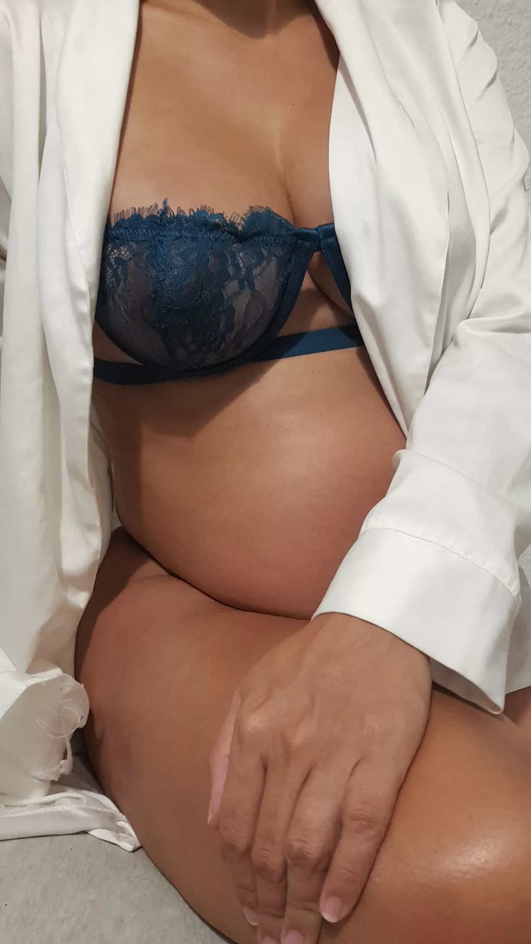 Being pregnant may be classy 🤭 don't you think so?