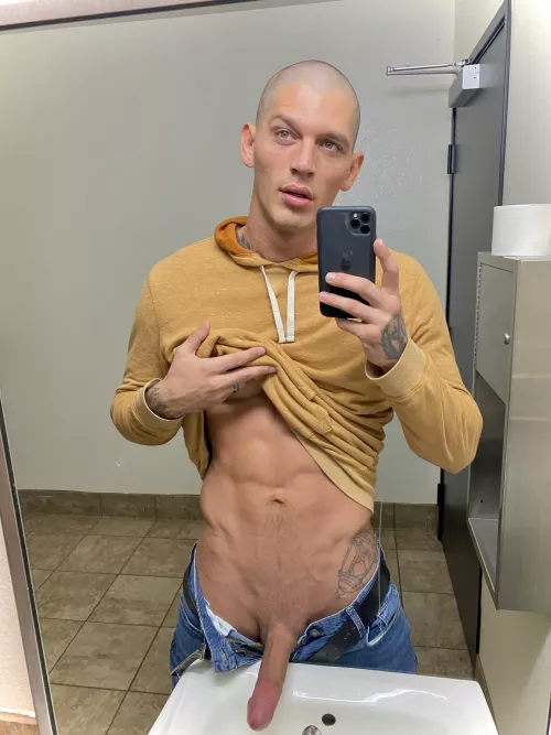 Happy Tuesday! DTF?? 😏