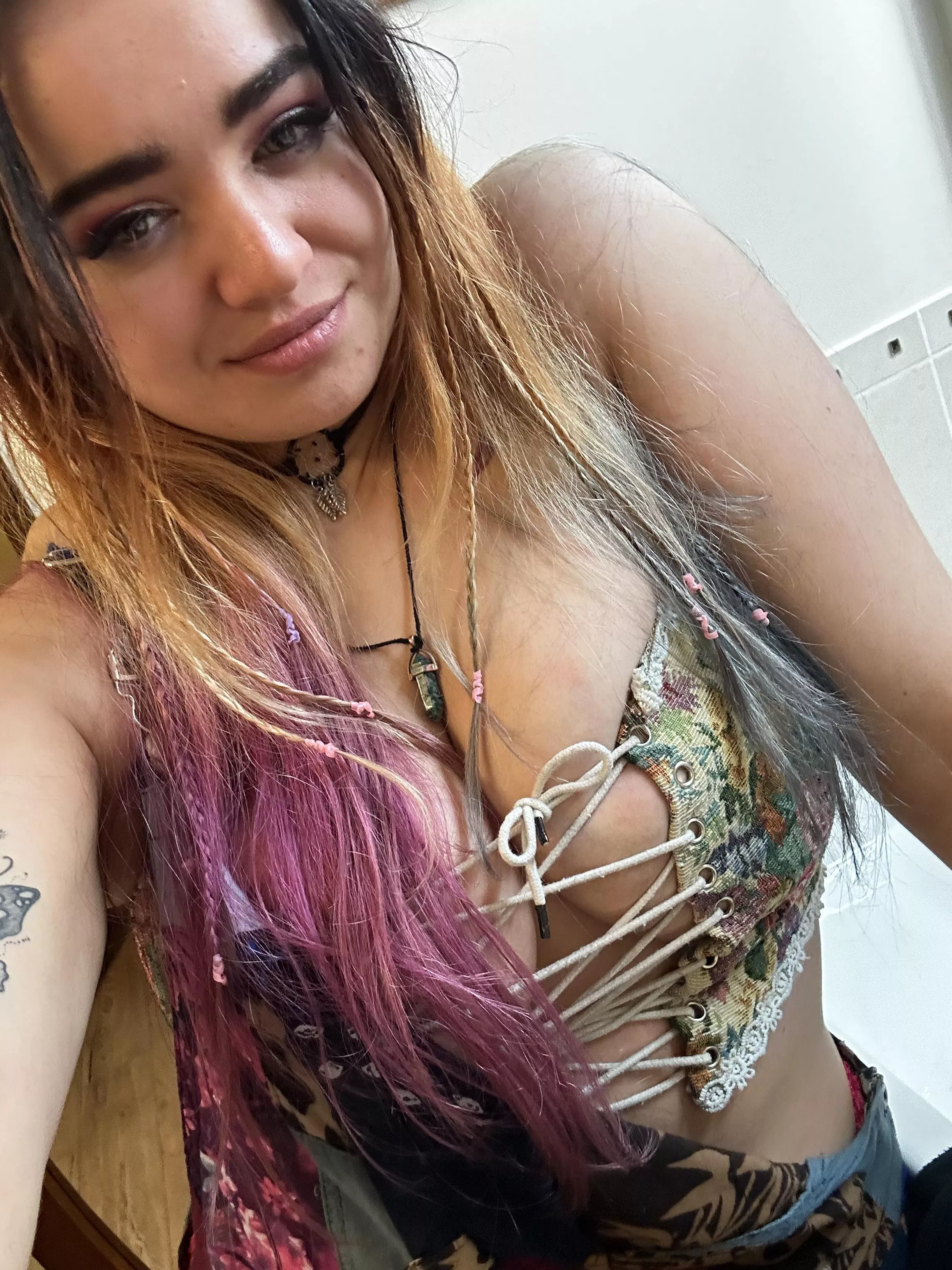 I wore this to my local pub, could I turn your head?