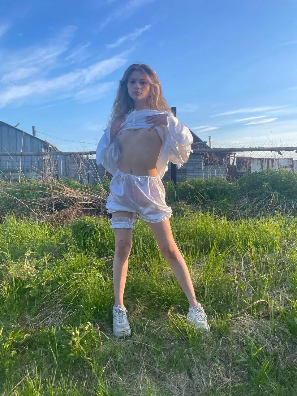 If I was your gf I'd send teasing nudes like this daily