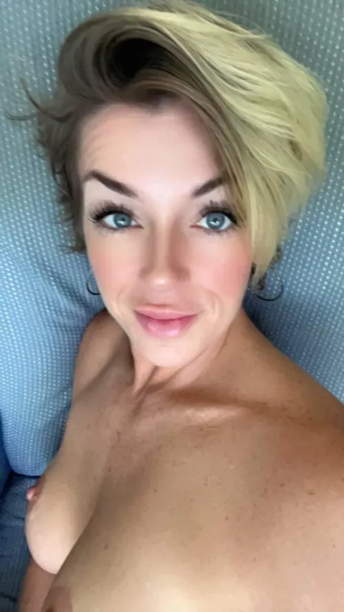 Monday and ready to fuck 44(f)