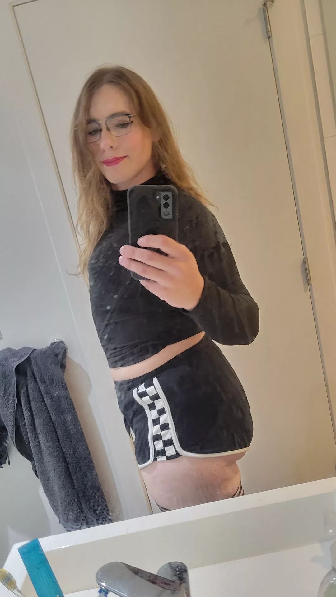 Pic taken at his place when i got there.