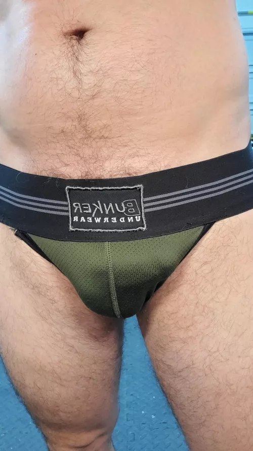 Scrolling reddit😈😈