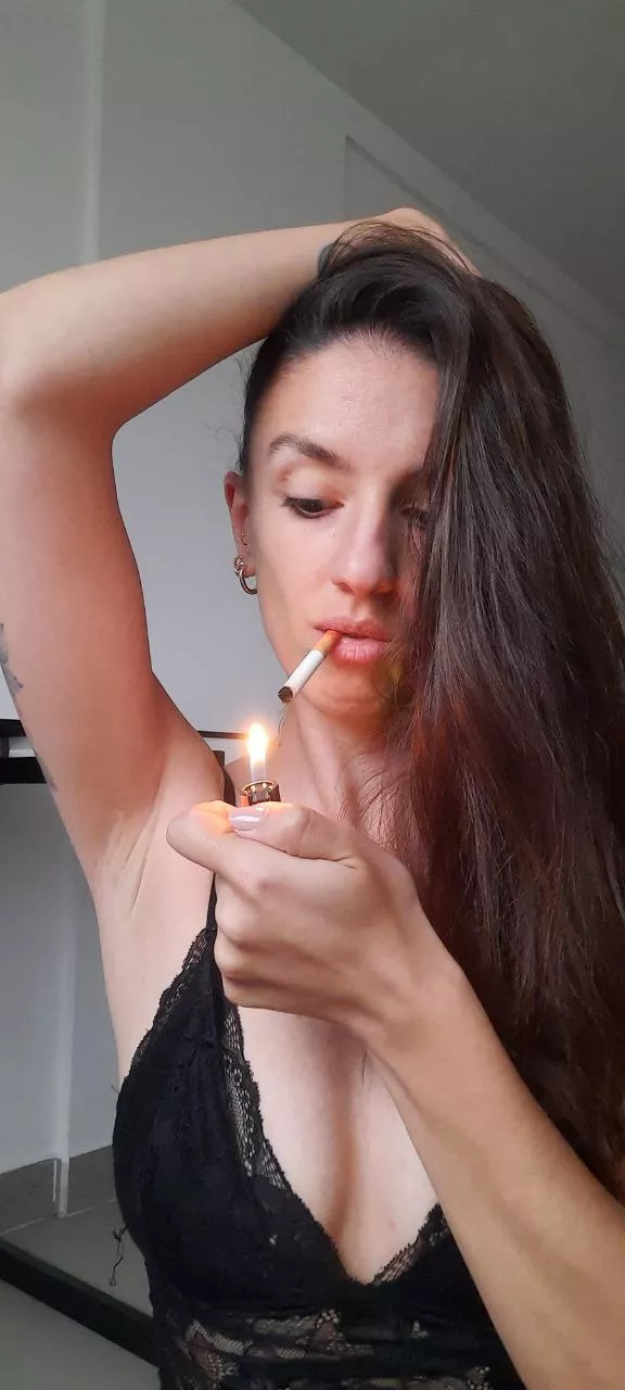 Smoking after fucking is beautiful, shall we try?