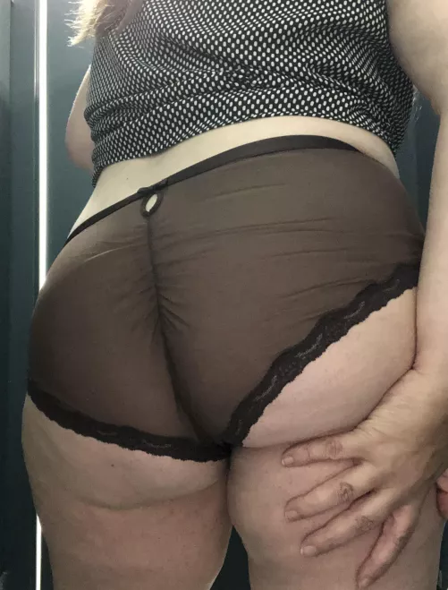 Such a cute little keyhole at the top