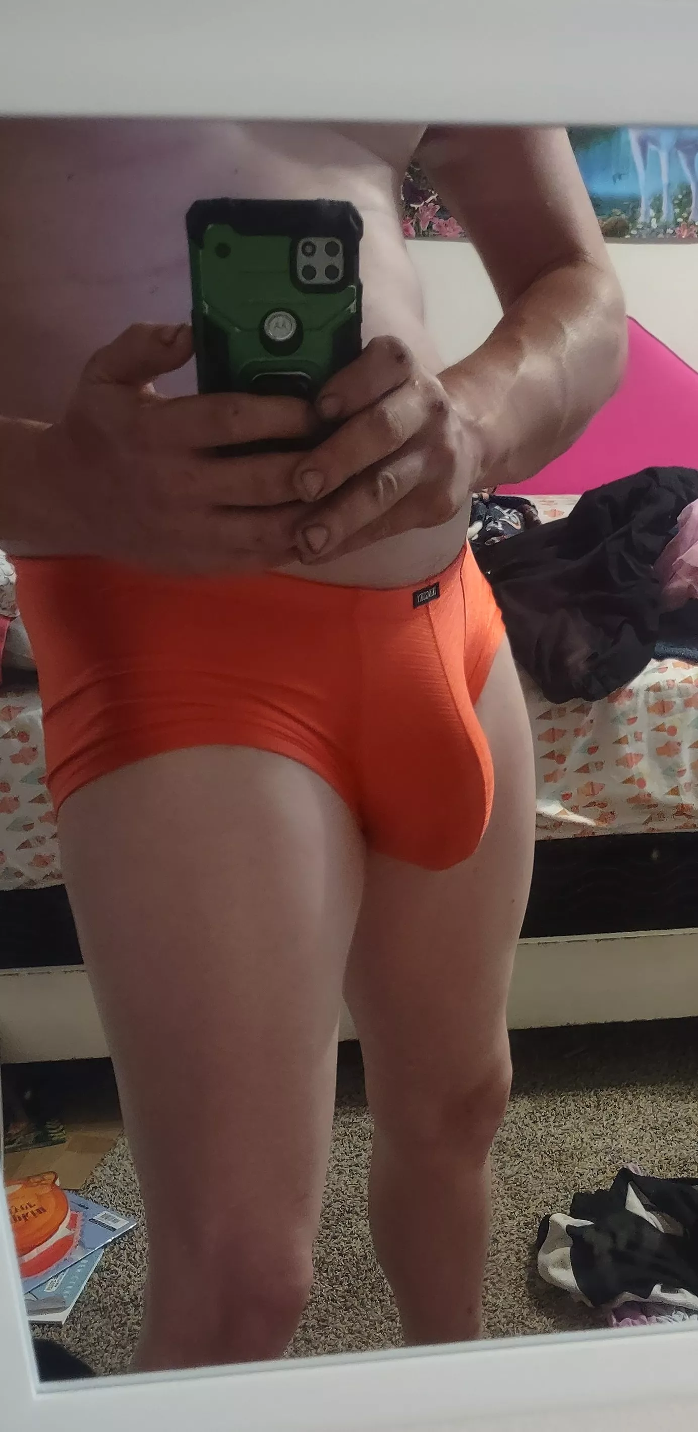 U would never guess your local mechanic was hiding this