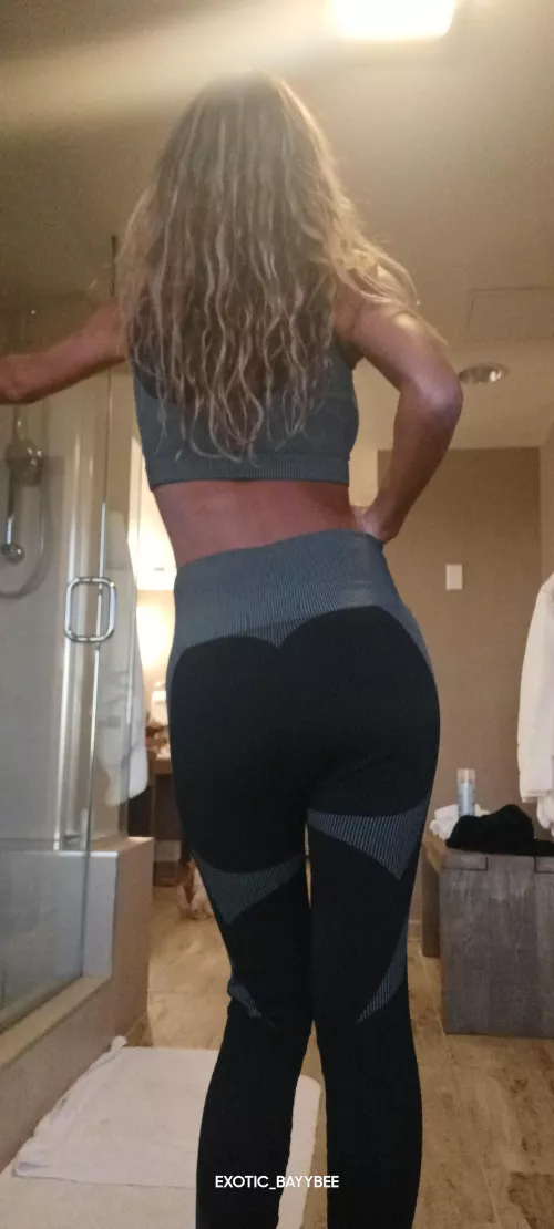 Would you turn around if I walk past you?