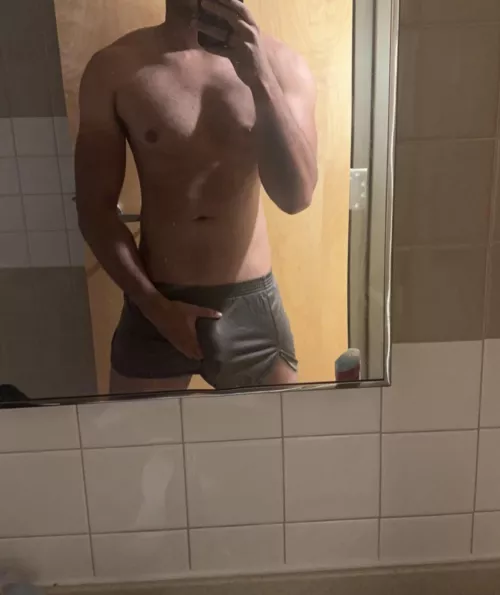 Wyd if you knock on my door and I answer like this?