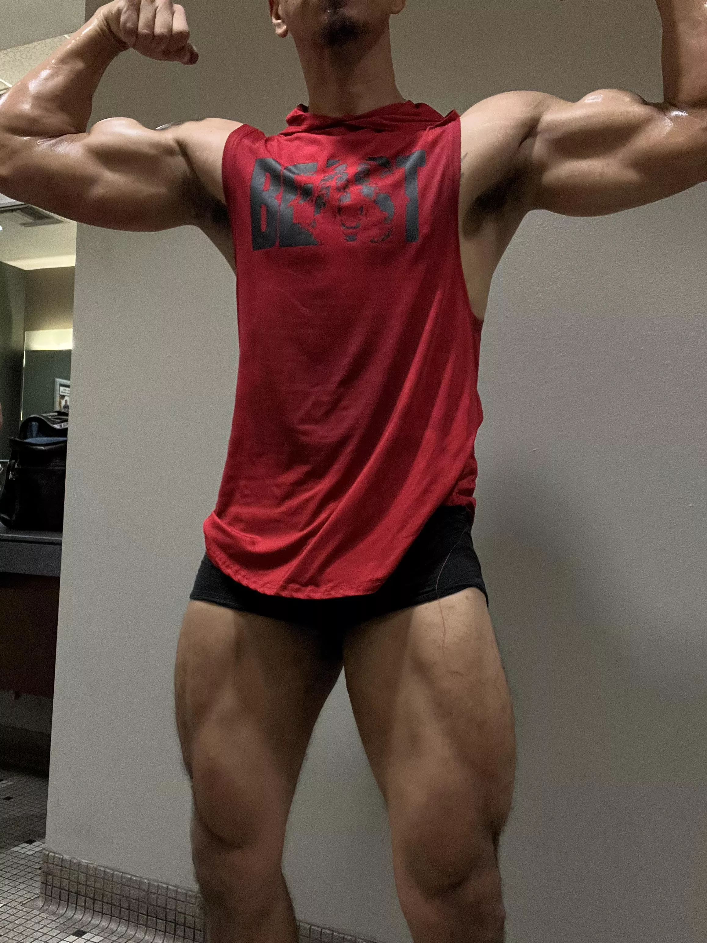 Flexing for you 💪🏽