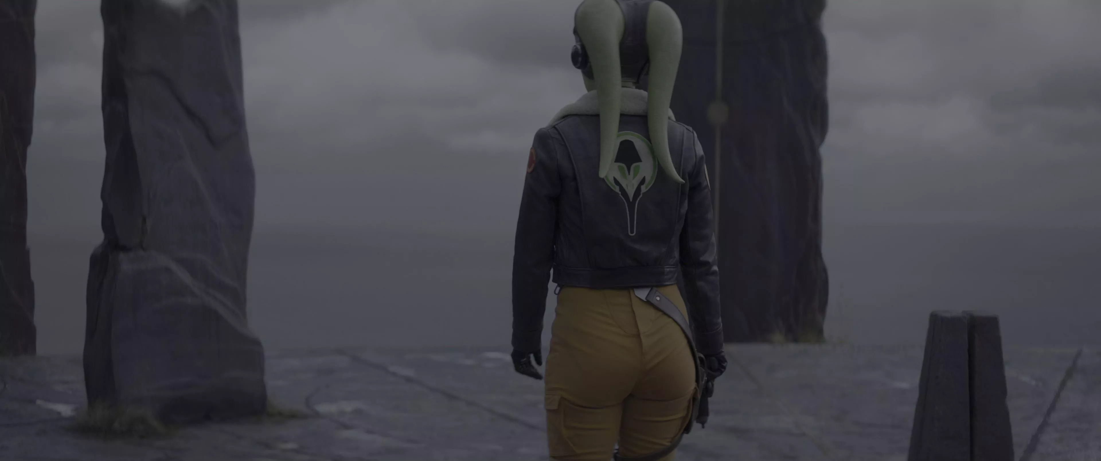 Hera Syndulla's 🍑 from Ahsoka S1E5 [Mary Elizabeth Winstead]