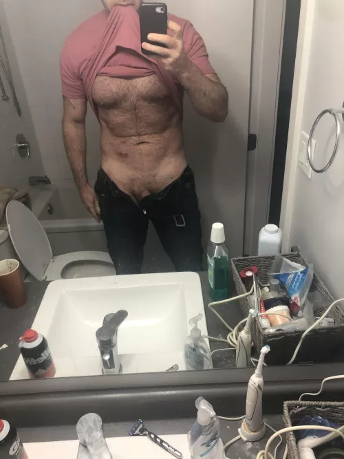 It it time for a trim? 6’5 tall, 42 yrs old. Chat is open