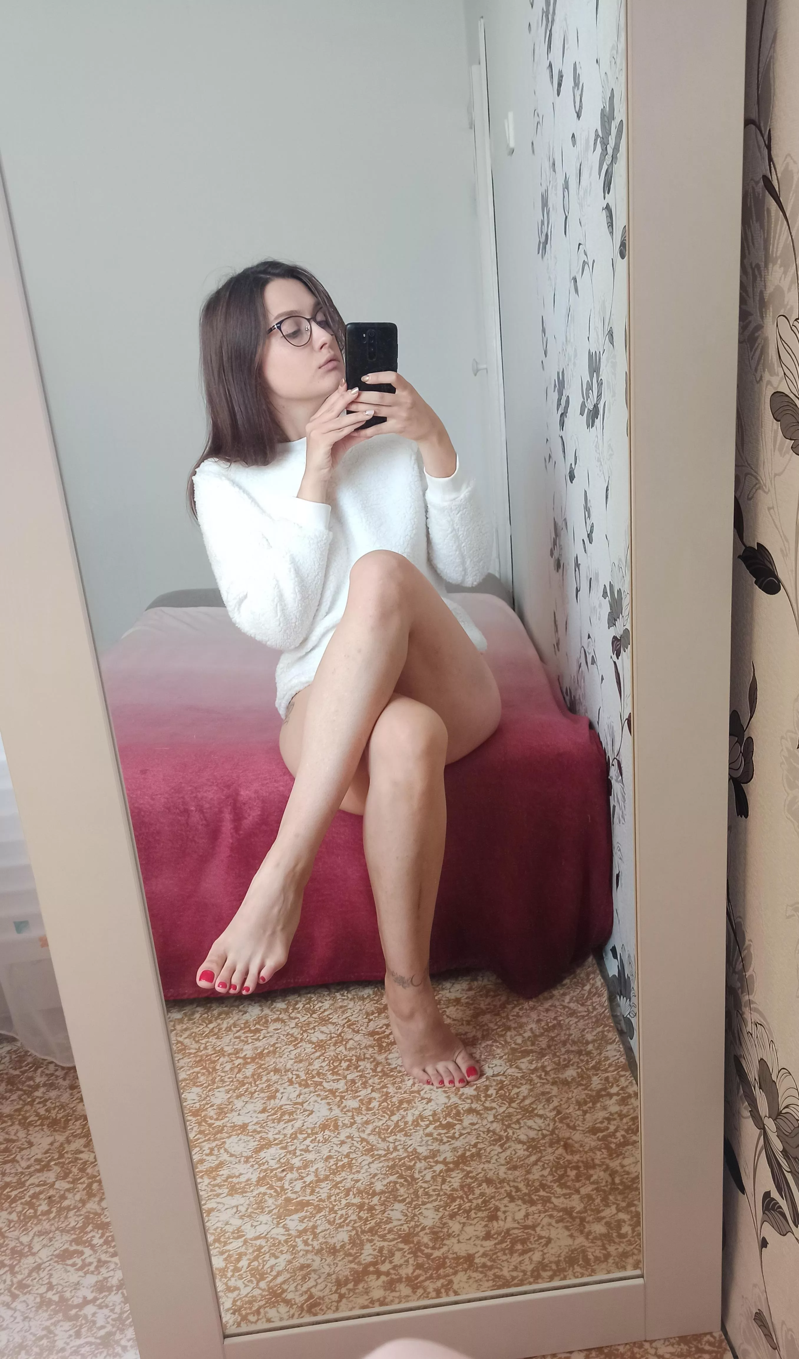 Just mirror selfies of my feet