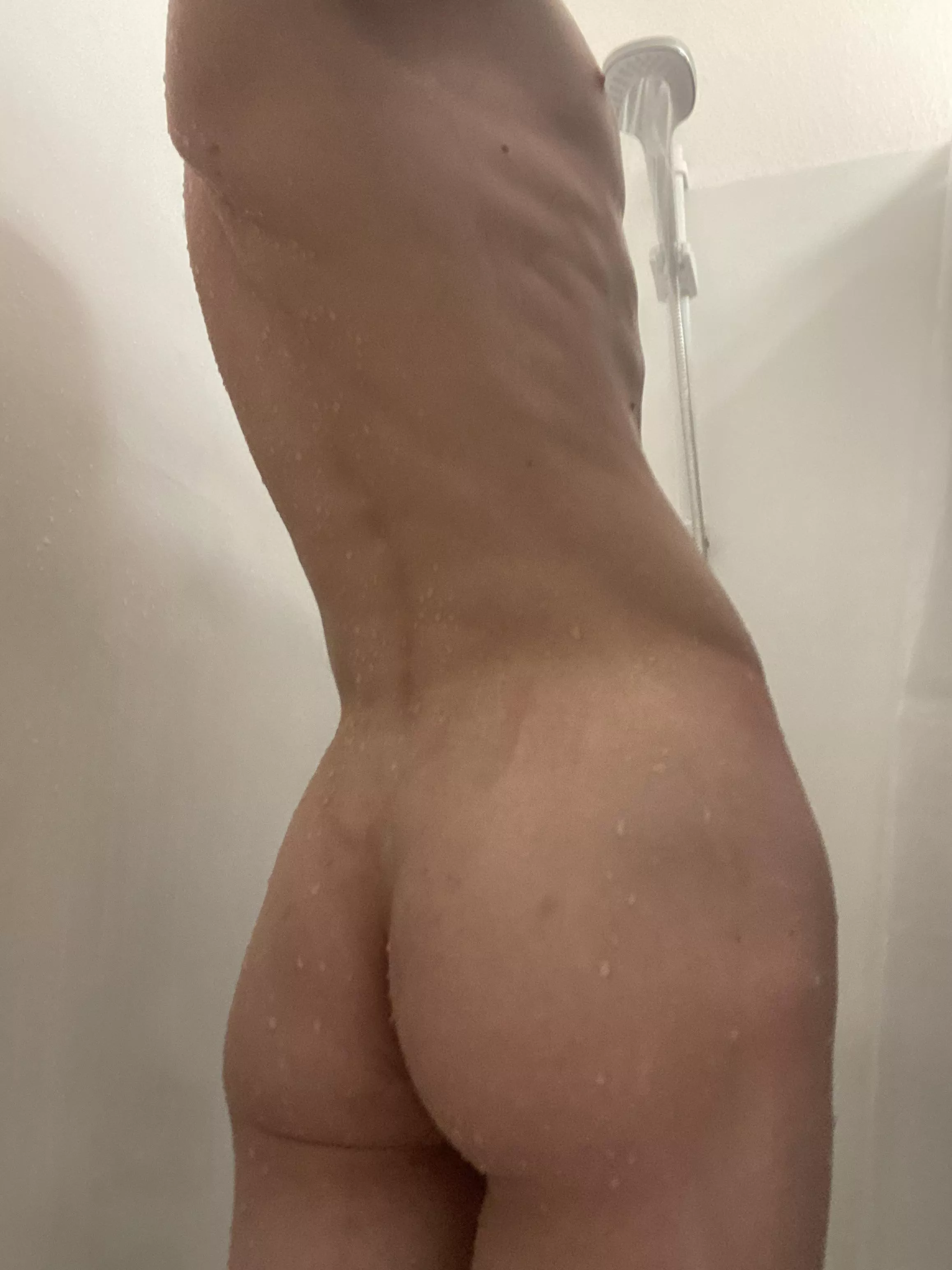 Need someone to grab my ass in the shower