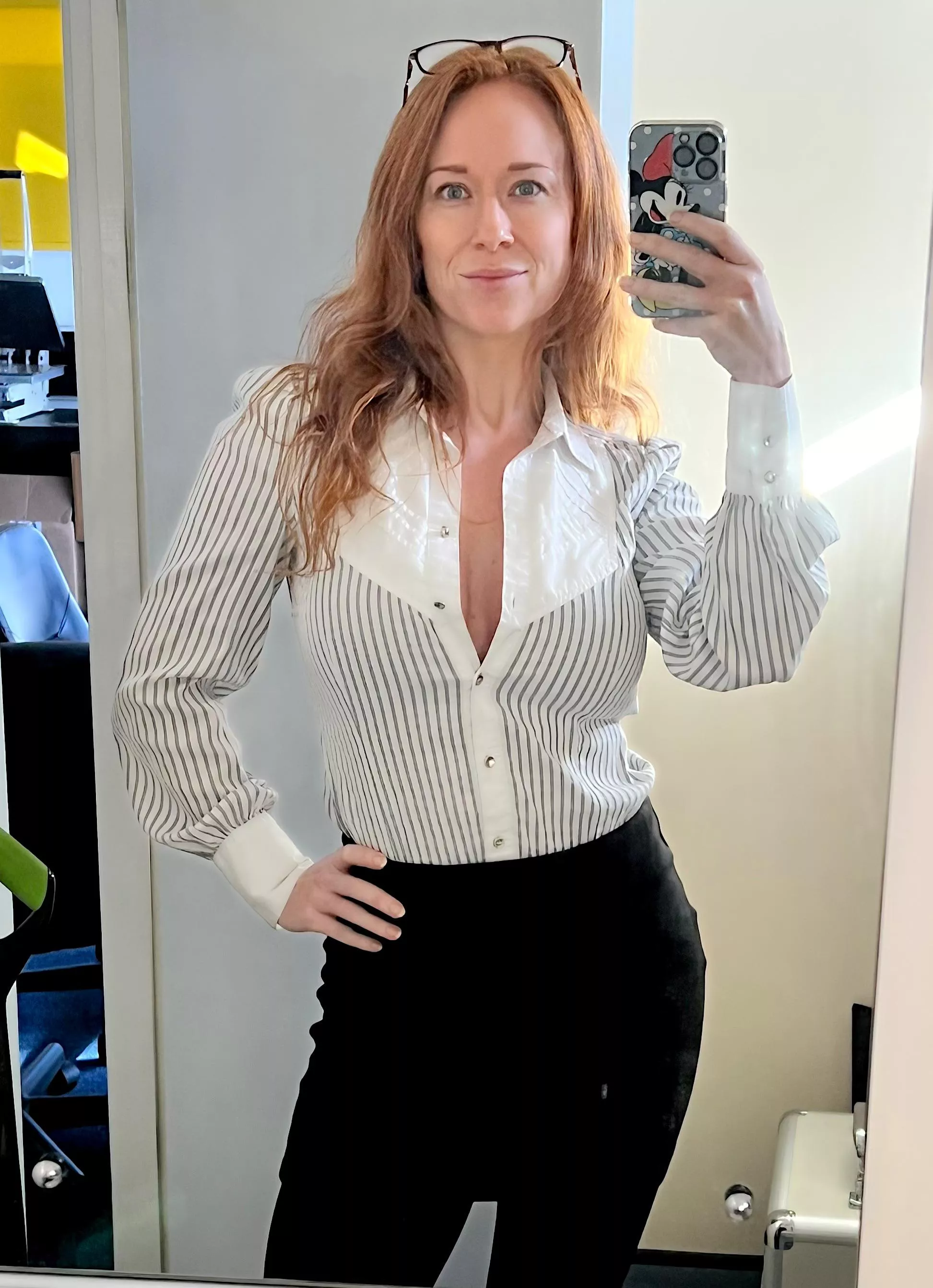 Ready for the working week? 👓