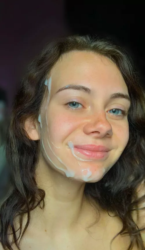 This girl in her simplicity is a monument to eroticism