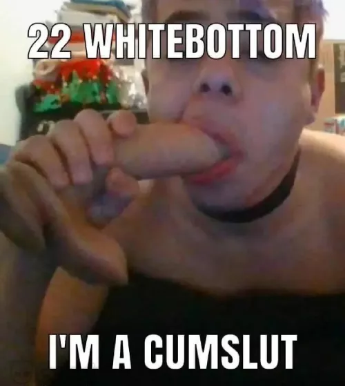 Young Bottom Looking To Suck