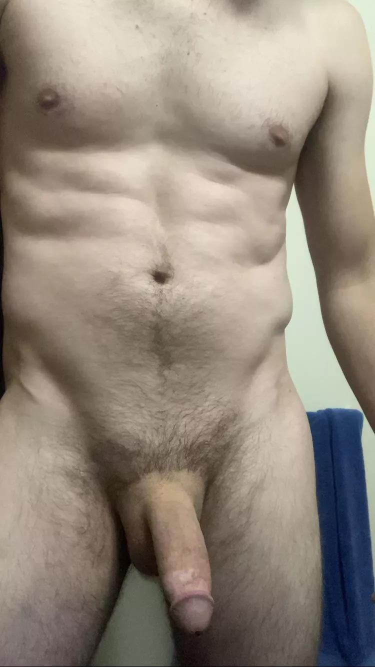 34 yr old (M)ale just chillin. 1-10?